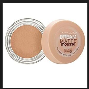 Maybelline Dream Matte Mousse Foundation